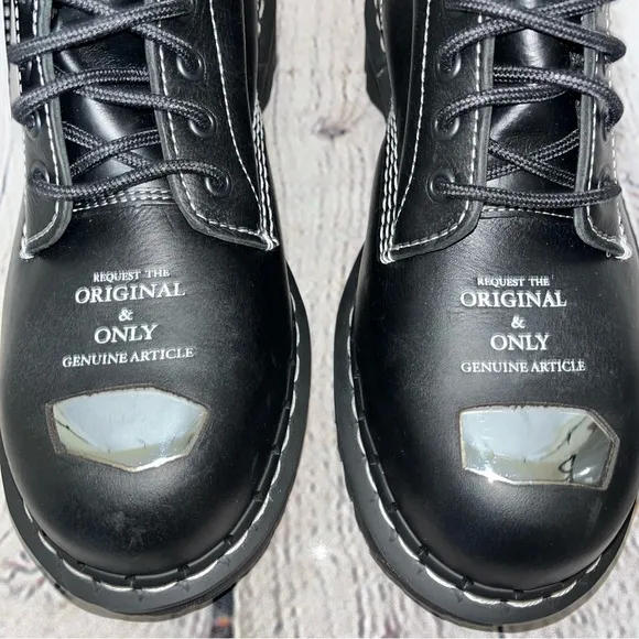 NWT Dr. Martens 1460 Pascal Bex Exposed Steel Toe Boots Size 10