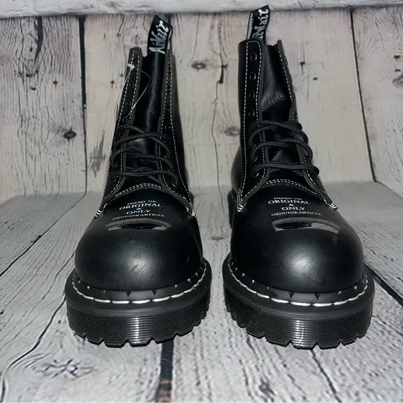 NWT Dr. Martens 1460 Pascal Bex Exposed Steel Toe Boots Size 9