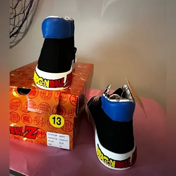 Nwt-dragonball Z Boys High Top Sneakers