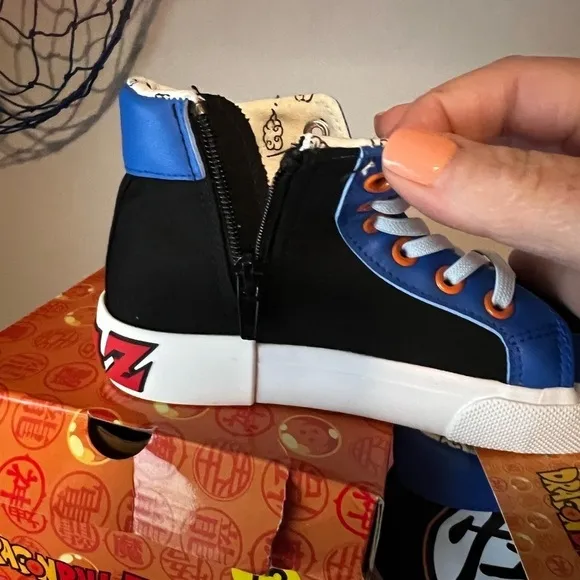 Nwt-dragonball Z Boys High Top Sneakers