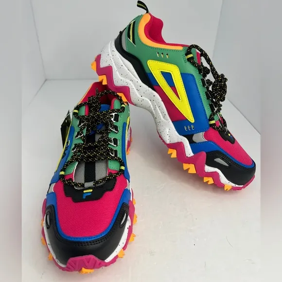 NWT Fila Women's Oakmont Tr Sneaker Size 11