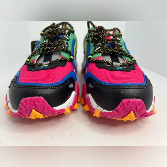 NWT Fila Women's Oakmont Tr Sneaker Size 11