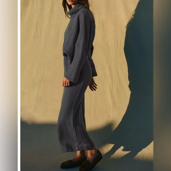 NWT Free People Milley Reversible Set in Steel