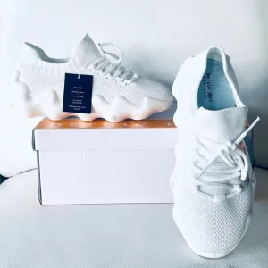 NWT in Box Gorgeous BERNIE MEV 39 (8-8.5 US) Davin Comfort white Chunky Sneakers