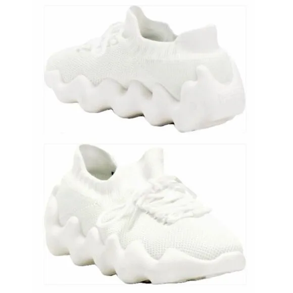 NWT in Box Gorgeous BERNIE MEV 38 (7-7.5 US) Davin Comfort white Chunky Sneakers
