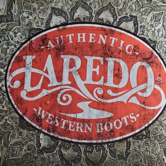 NWT Laredo women's Sara Rose tan leather cowboy boots. Size 7.