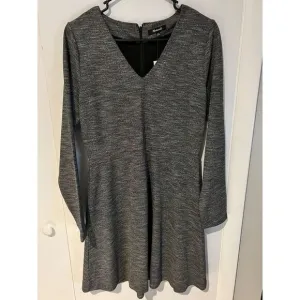 NWT Madewell Bridgewalk Sz 10 Dress Vneck‎ Heather Gray Long Sleeve Career