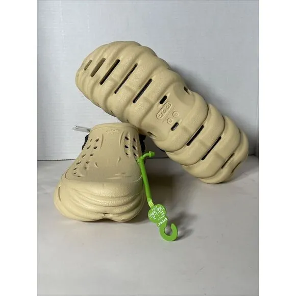 NWT Men Crocs Echo Clogs Sesame 207937 0HX Sz 11 Mens
