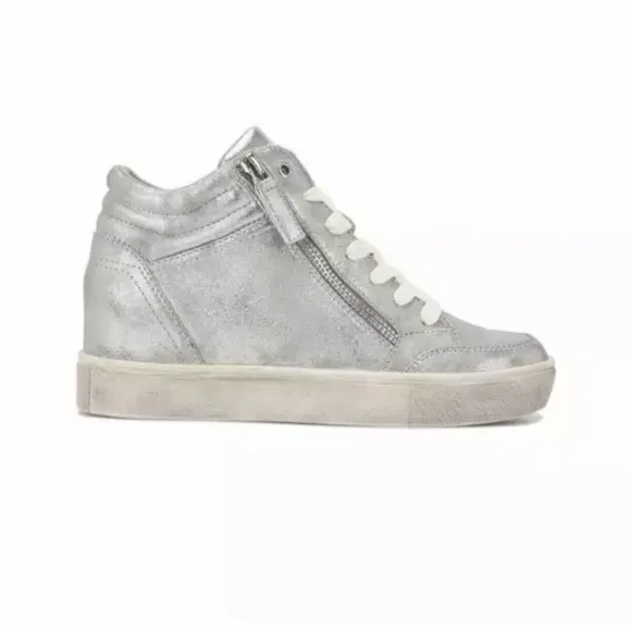 NWT. Nine West Women's Tons High Top Hidden Wedge Sneakers. Size 11.