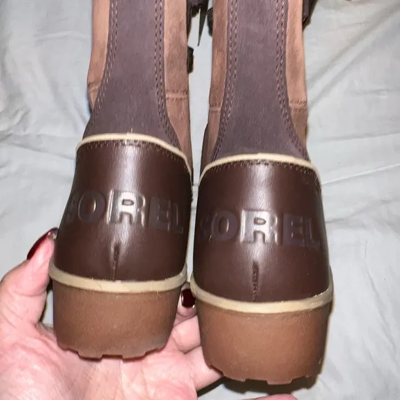 NWT SOREL Waterproof Leather Faux Fur Insulated  Lace Up Hiking / Winter Boots