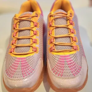 NWT Women Shoes AVIA Athletic Night Runners Size Women 7.5 Youth 5.5 Orange Pink