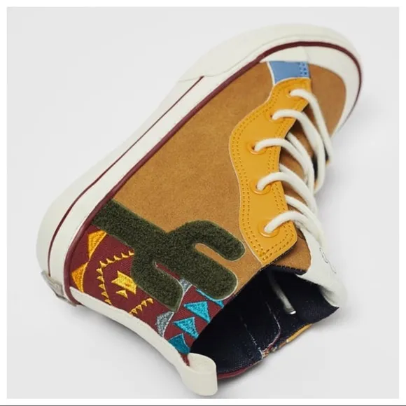 NWT. Zara Kids Limited Edition Brown Cactus High-Top Sneakers. Size 2,5.