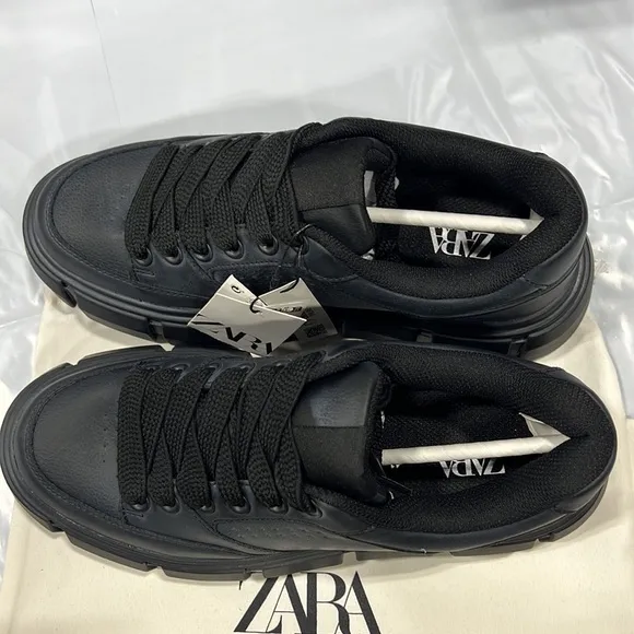 NWT - ZARA Men’s Chunky Sole Trainers, Multicolored - Size 8