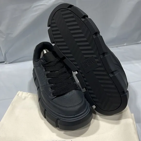 NWT - ZARA Men’s Chunky Sole Trainers, Multicolored - Size 8