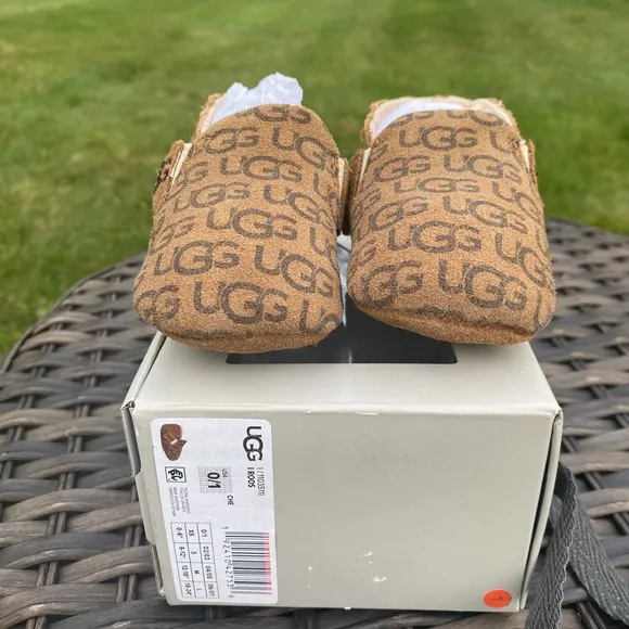 NWT/NIB UGG Logo Print Roos Crib Shoes in Chestnut (Size 0-6 &amp; 12-18 Months)