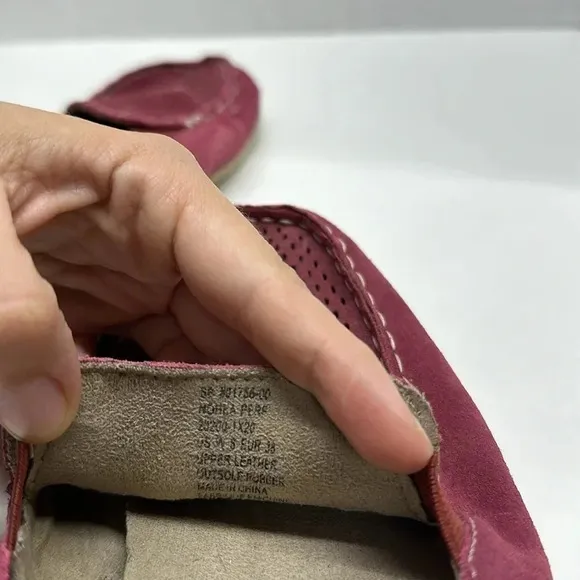Olukai Nohea Slip On Shoes Loafers Perforated Suede Leather Red Women's Size 8