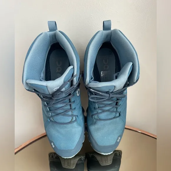 On Cloud Cloudrock Waterproof Storm Blue Boots Women’s Size 10.5