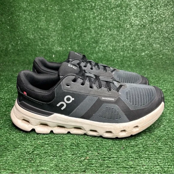 On Cloud Mens Cloudrunner Black / Gray Running Shoes Comfort Sneakers Size 10.5