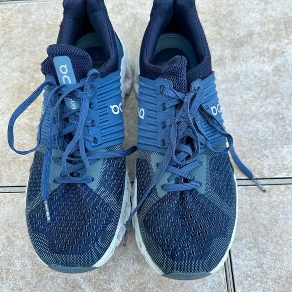 On Cloud Mens Cloudswift Blue Running Shoes Comfort