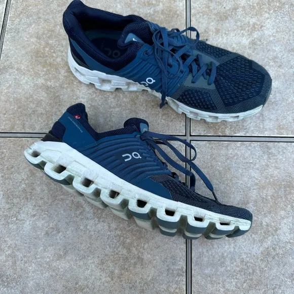 On Cloud Mens Cloudswift Blue Running Shoes Comfort