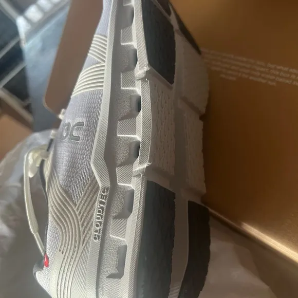 On cloud Running Women's Cloudgo Shoes - White and Gray. Size 10