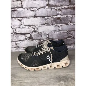 On Cloud Black White Comfort Gym Lace Up Running Shoes Women’s Sz 8.5M US/40EU