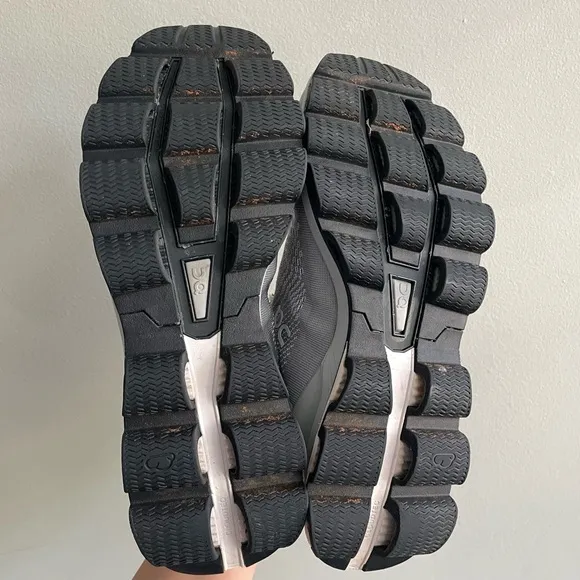 ON Running Cloudsurfer Women’s size 9 Running Casual Shoes Glacier Gray White