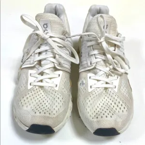 On Running/On Cloud, Women's White Athletic Shoes, Size W8.5,