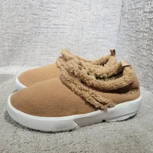 Oofos OOcoozie Womens Size US 9 Brown Low Top Comfort Fleece Slip On Shoes