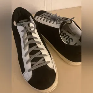 P448 John mens black suede leather Project Sustainability sneakers Size 9.5 /42