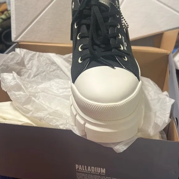 Palladium Black and White Sneakers Lug Sole Chunky Heel