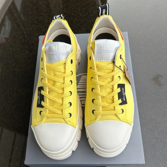 Palladium Revolt Lo Tx  Chunky Sneakers, Aurora Yellow, Size EU 42 or US 10, NIB