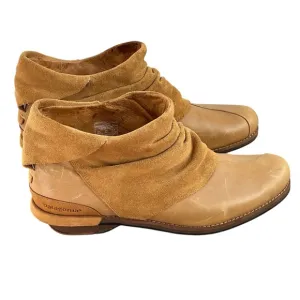 Patagonia Addie Ruffle Artisans Gold Suede Leather Slouchy Boots Womens 10.5