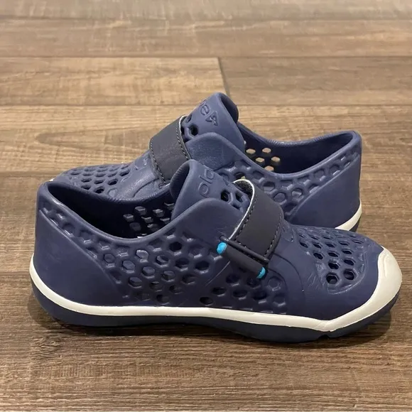 Plae Mimo Shoes Toddler Water Slip On Sneakers Navy Blue Comfort Straps Size 10