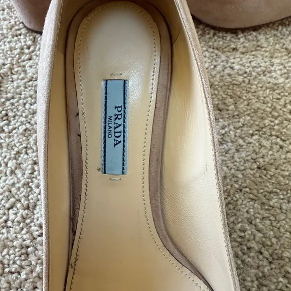 Prada Elegant Tan Women's Pumps