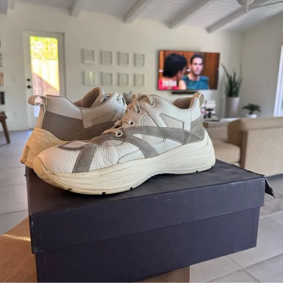 PRADA white sneaker