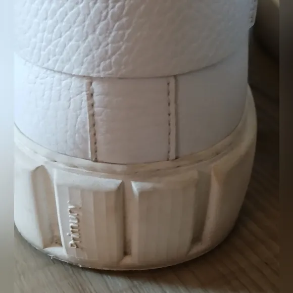 Primury Dyo Leather Sneakers. Unisex. Size 42