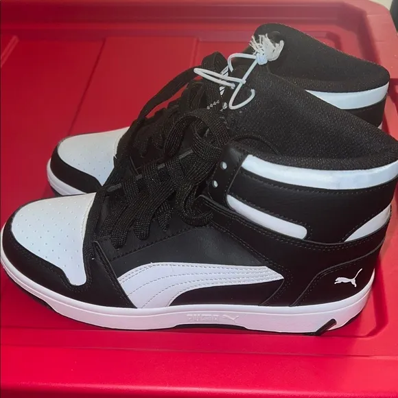 Puma Black and White Sneakers with Chunky Collar and Retro Style