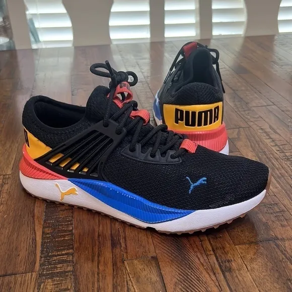 Puma Pacer Future Athletic Shoes Sneakers black orange yellow blue size 8