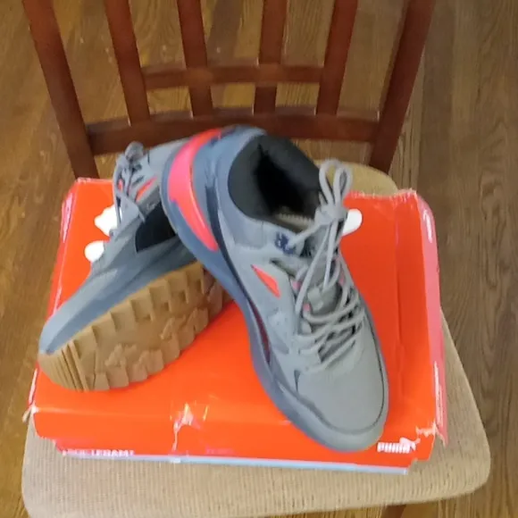 Pums men's sneakers-NEW
