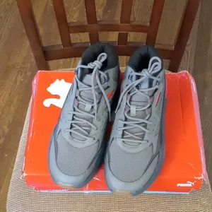 Pums men's sneakers-NEW