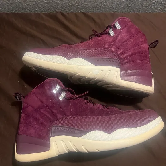 Purple High-Top Sneakers with Textured Design Retro 12 Men size 13 preowned