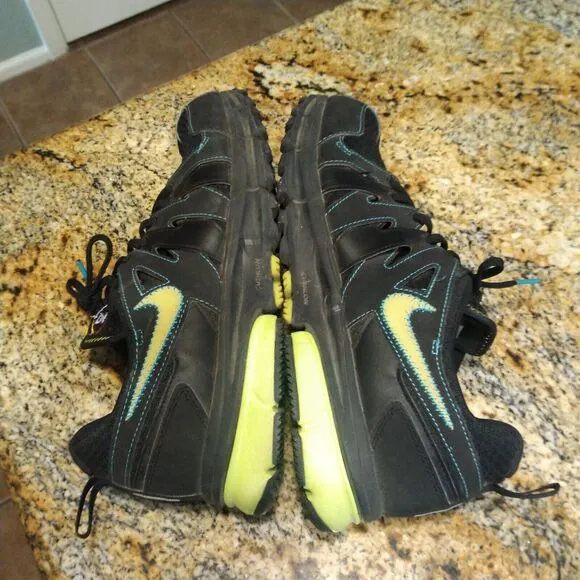 Rare NIKE N7 BRS 1000 Womens Shoes SIZE 10 Multicolor Running Walking 2011