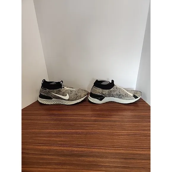 Rare Nike React City Sphere Mens Size 13 Wolf Gray Athletic Running Shoes BV7754