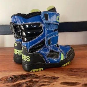 RARE Vintage Osiris Skateboarding High Top Kids Sneakers