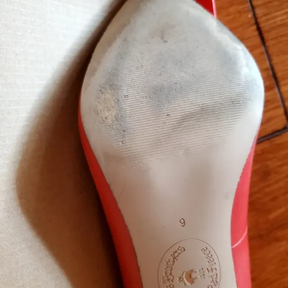 Red Fleece Leather Pump by BROOKS BROTHERS