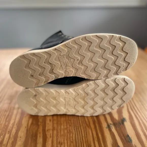 Red Wing Black Prairie Moc Toe Teacore size 8D