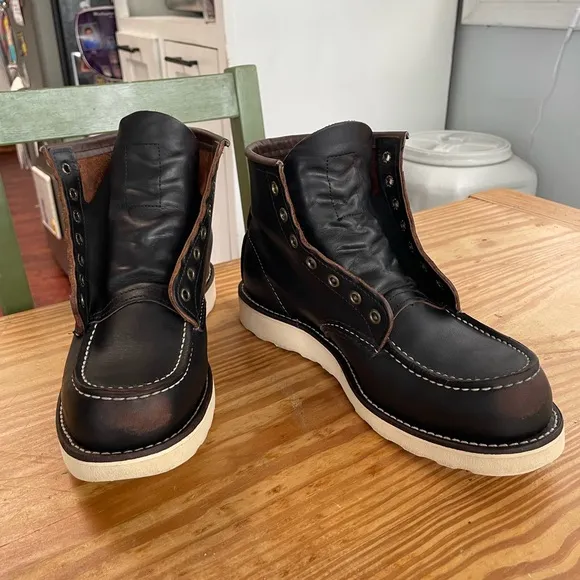 Red Wing Black Prairie Moc Toe Teacore size 8D