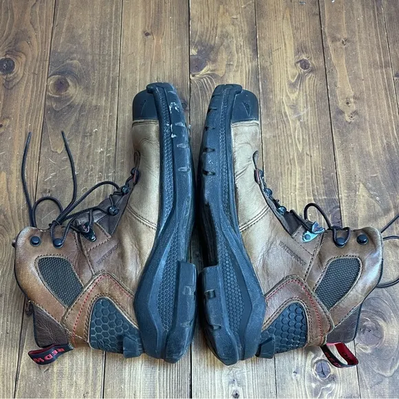 Red Wing shoes 2436 safety toe work boots Mens size 8.5