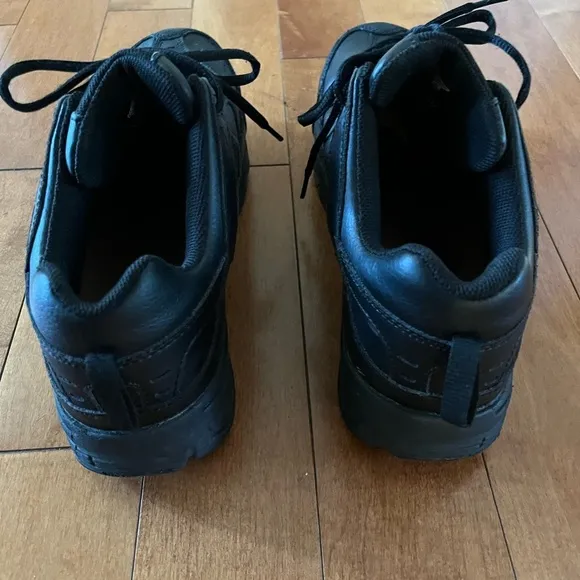 RED WING SHOES Aluminum Toe Work Shoe Sneakers 11
